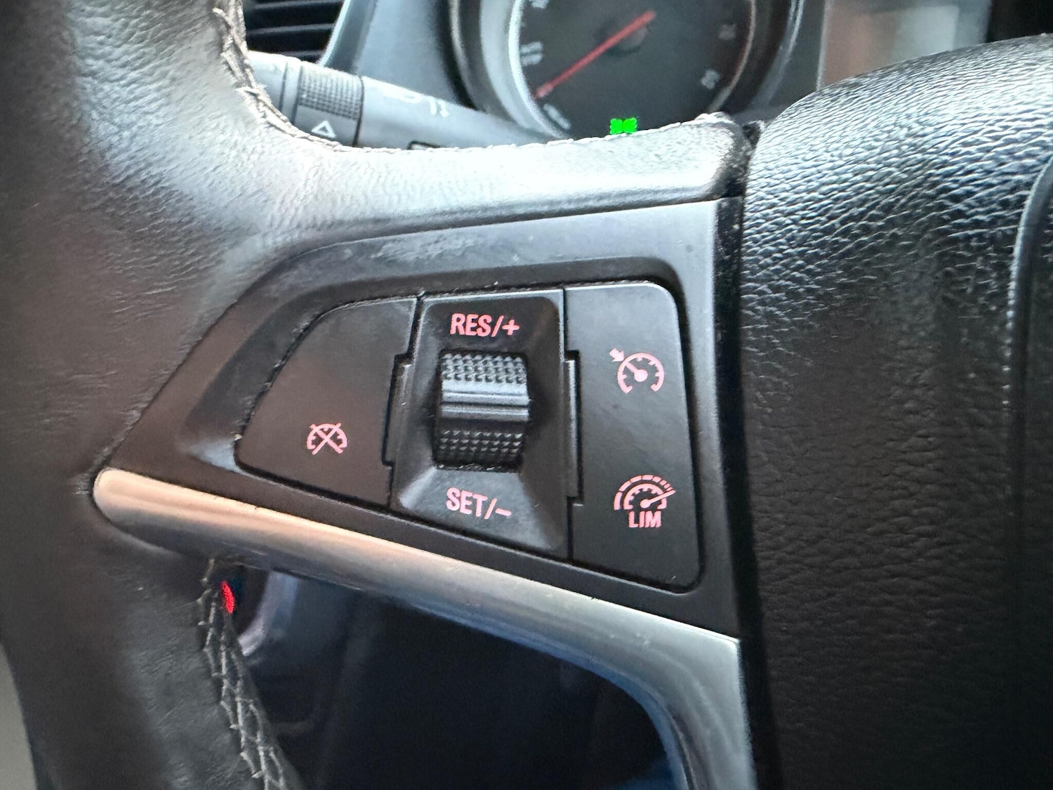 Used Vauxhall Mokka 2014 for sale - 76886240: Photo 17