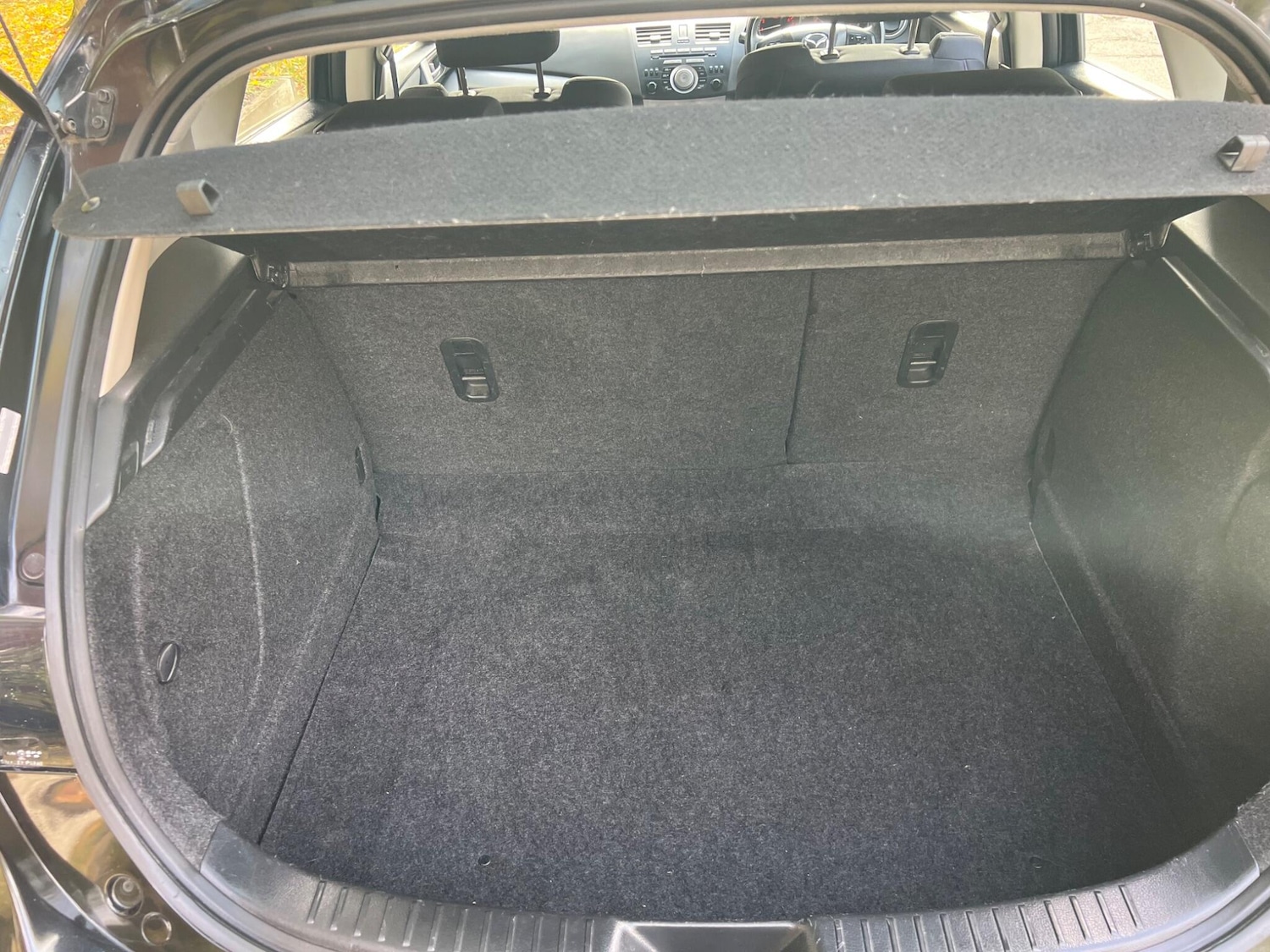 Used Mazda Mazda3 2011 for sale - 76371274: Photo 15