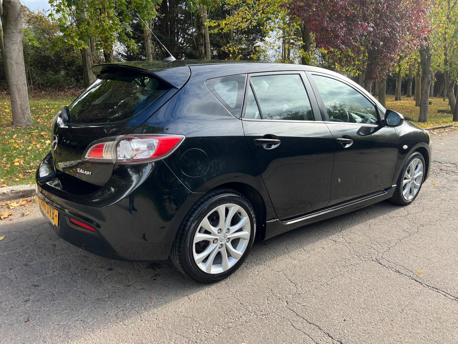 Used Mazda Mazda3 2011 for sale - 76371274: Photo 9