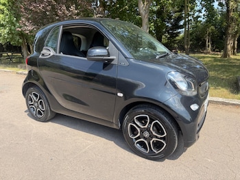 Used smart fortwo 2017 for sale - 79093999: Photo