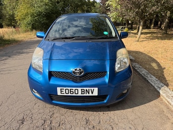 Used Toyota Yaris 2010 for sale - 79336923: Photo
