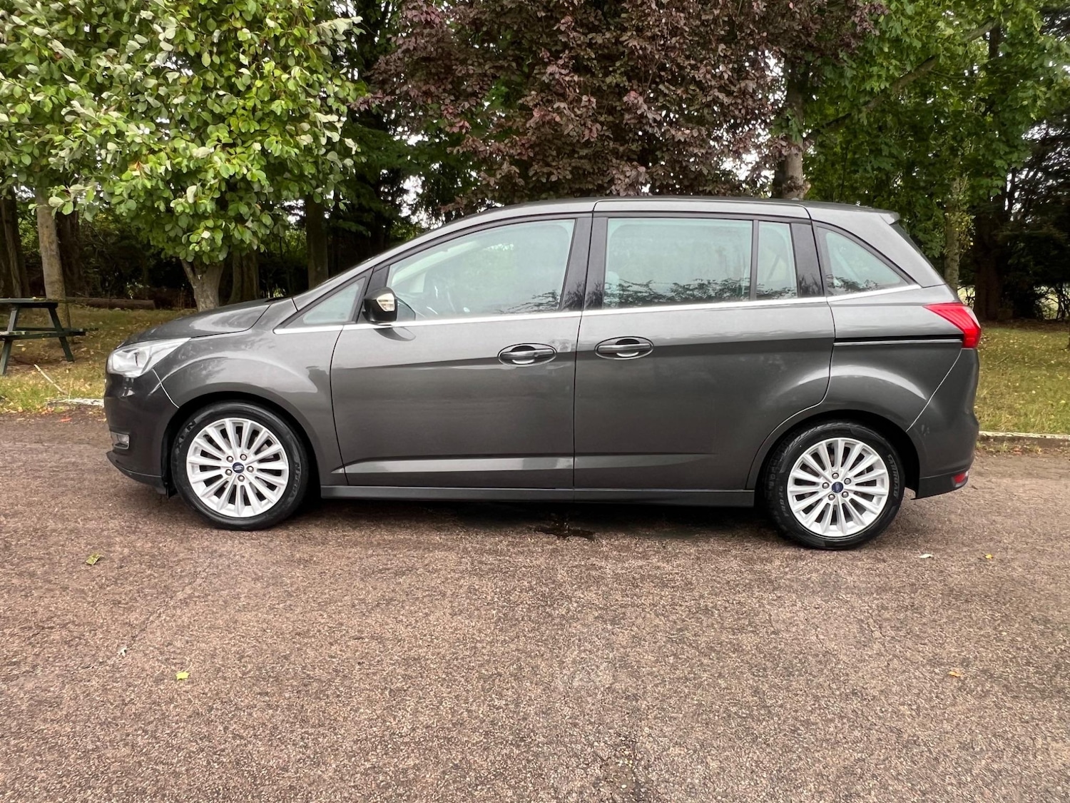 Used Ford Grand C-Max 2018 for sale - 75915067: Photo 6