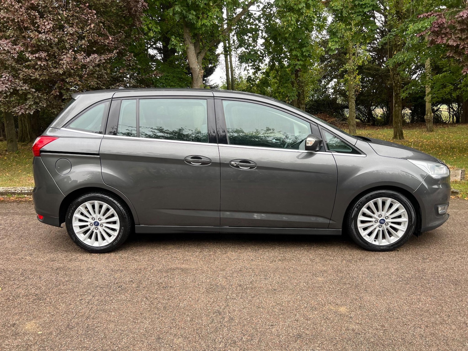 Used Ford Grand C-Max 2018 for sale - 75915067: Photo 7