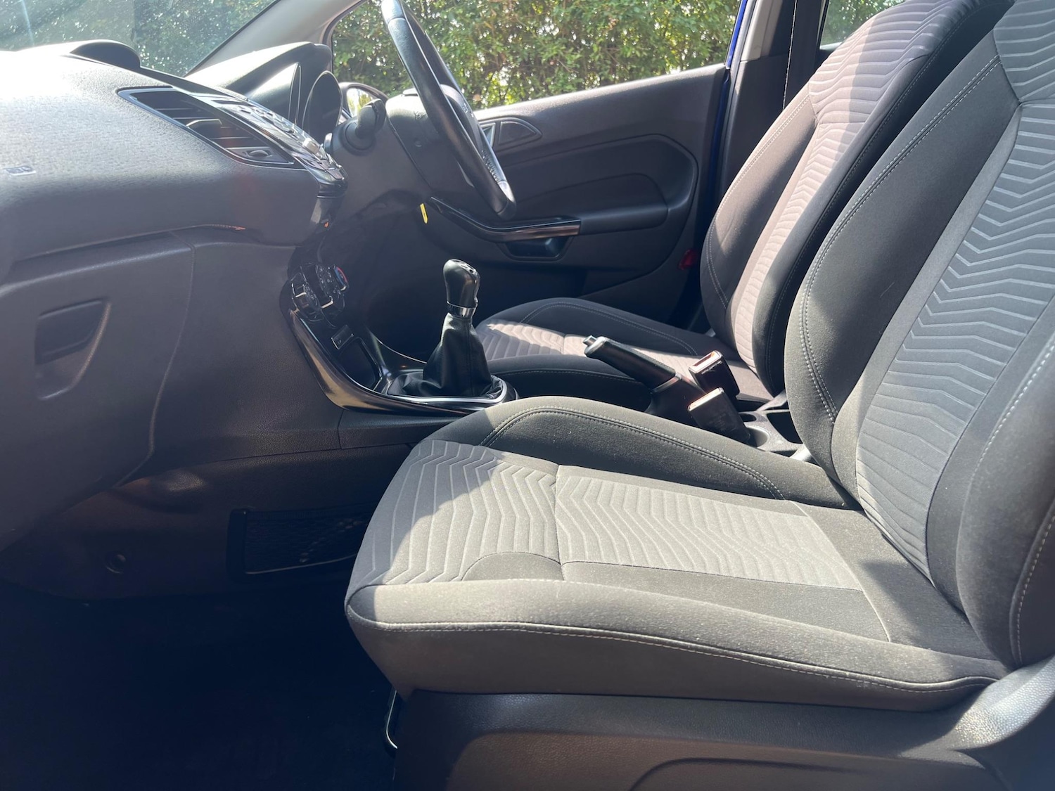 Used Ford Fiesta 2015 for sale - 76887215: Photo 12