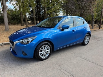 Used Mazda Mazda2 2015 for sale - 79601004: Photo