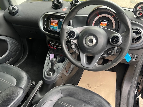 Used smart fortwo 2019 for sale - 76214089: Photo 10