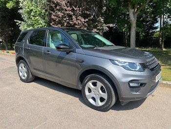 Used Land Rover Discovery Sport 2015 for sale - 75914834: Photo
