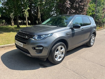 Used Land Rover Discovery Sport 2015 for sale - 75914834: Photo