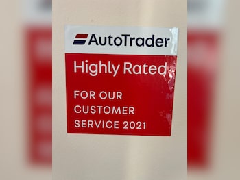 Used Land Rover Discovery Sport 2015 for sale - 75914834: Photo