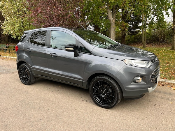 Used Ford Ecosport 2017 for sale - 76295456: Photo 1