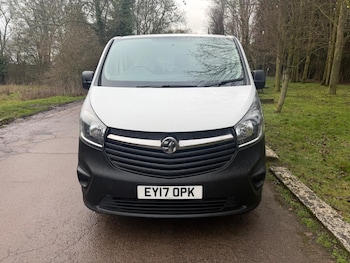 Used Vauxhall Vivaro 2017 for sale - 77559615: Photo