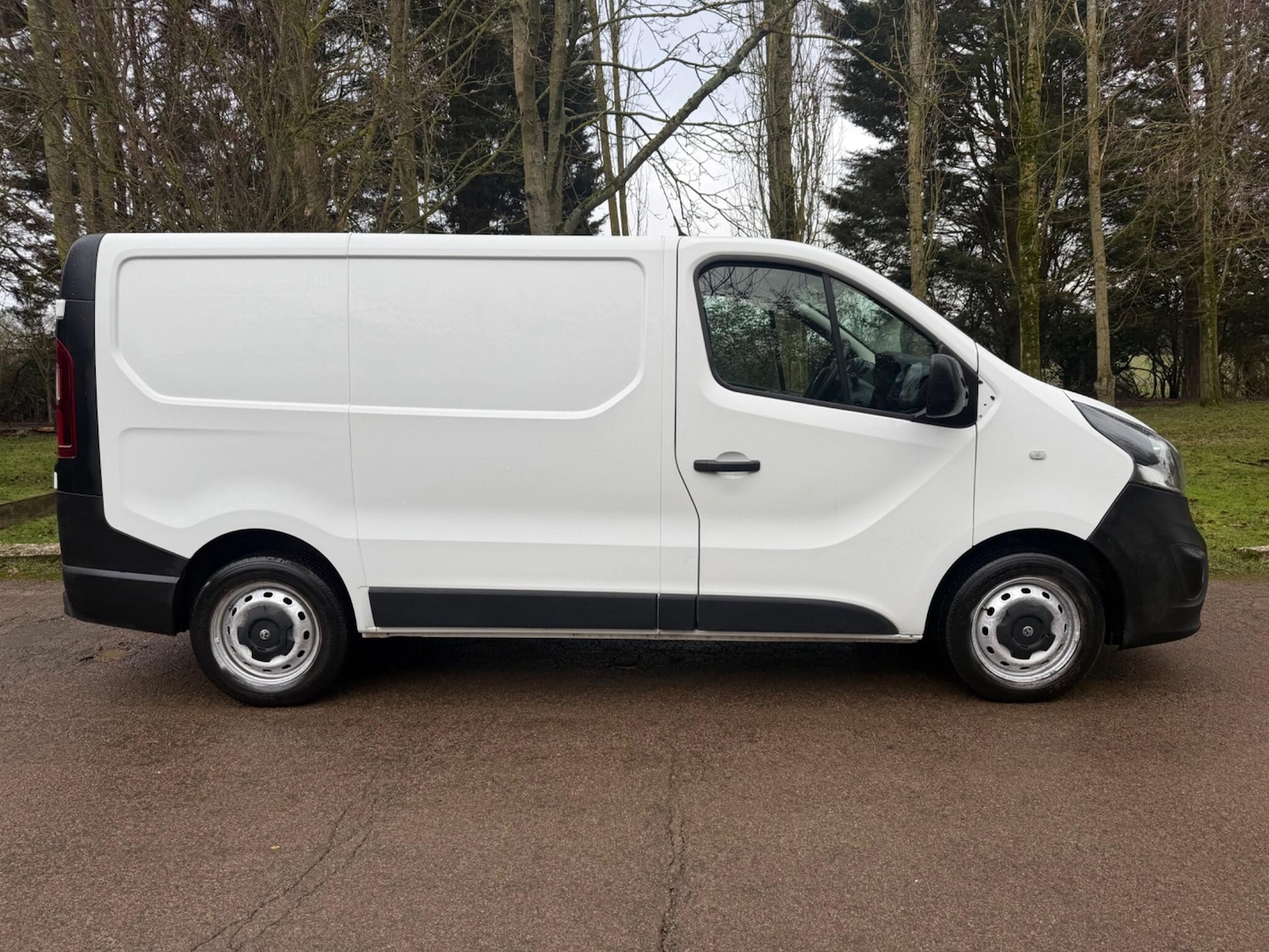 Used Vauxhall Vivaro 2017 for sale - 77559615: Photo 7