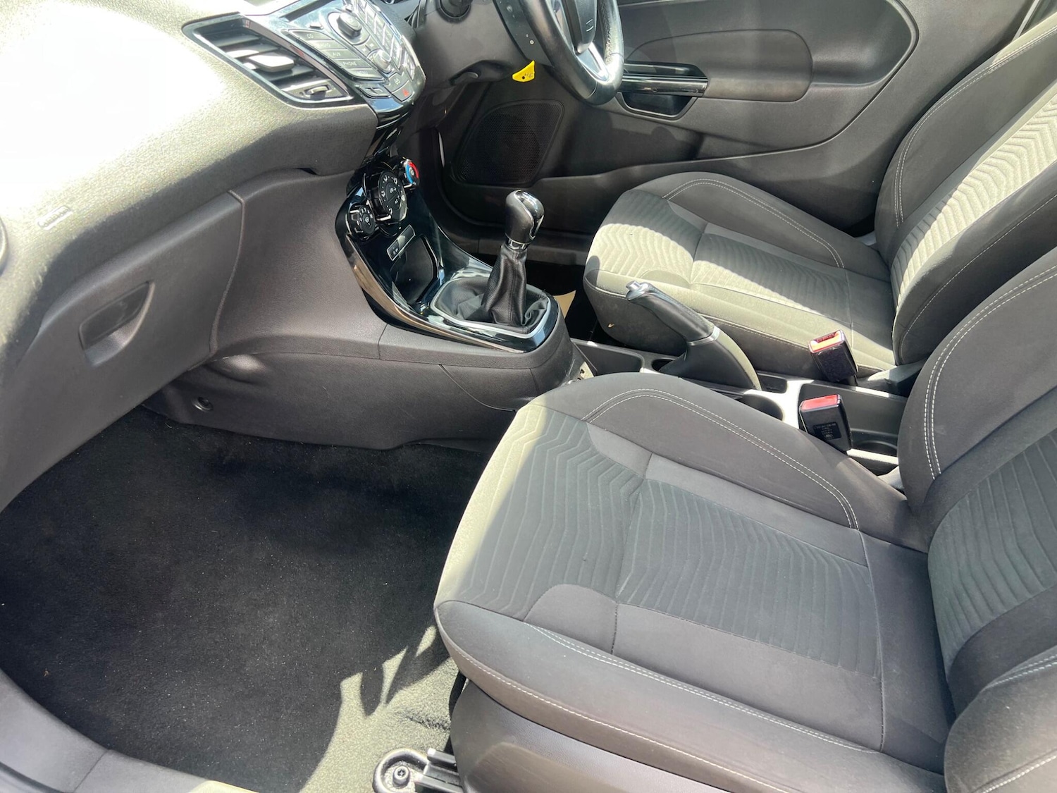 Used Ford Fiesta 2014 for sale - 76752957: Photo 12