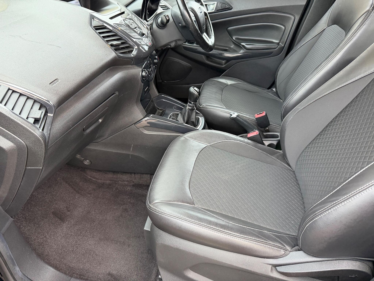 Used Ford Ecosport 2015 for sale - 76689213: Photo 12