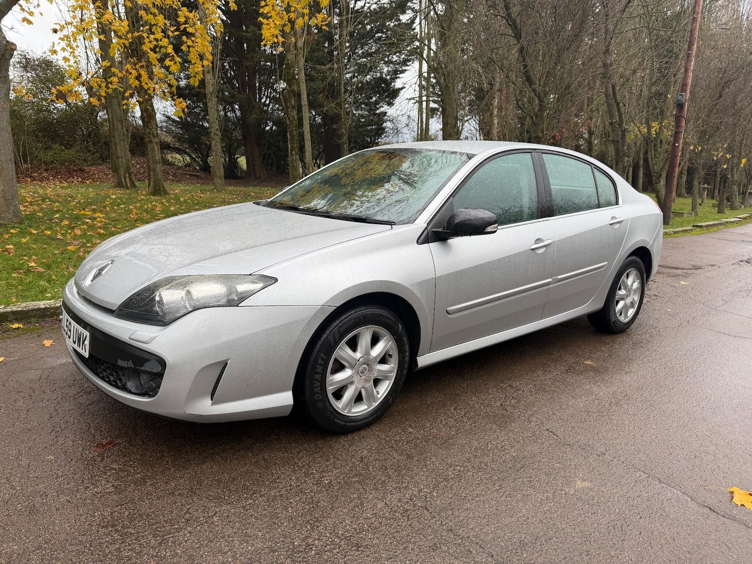 Used Renault Laguna 2009 for sale - 76753212: Photo 2