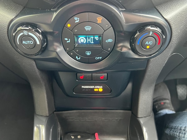 Used Ford Ecosport 2016 for sale - 76314547: Photo 18