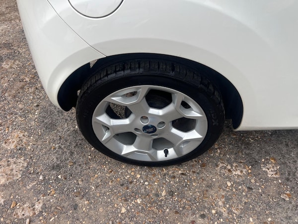 Used Ford Ka 2012 for sale - 76283570: Photo 20