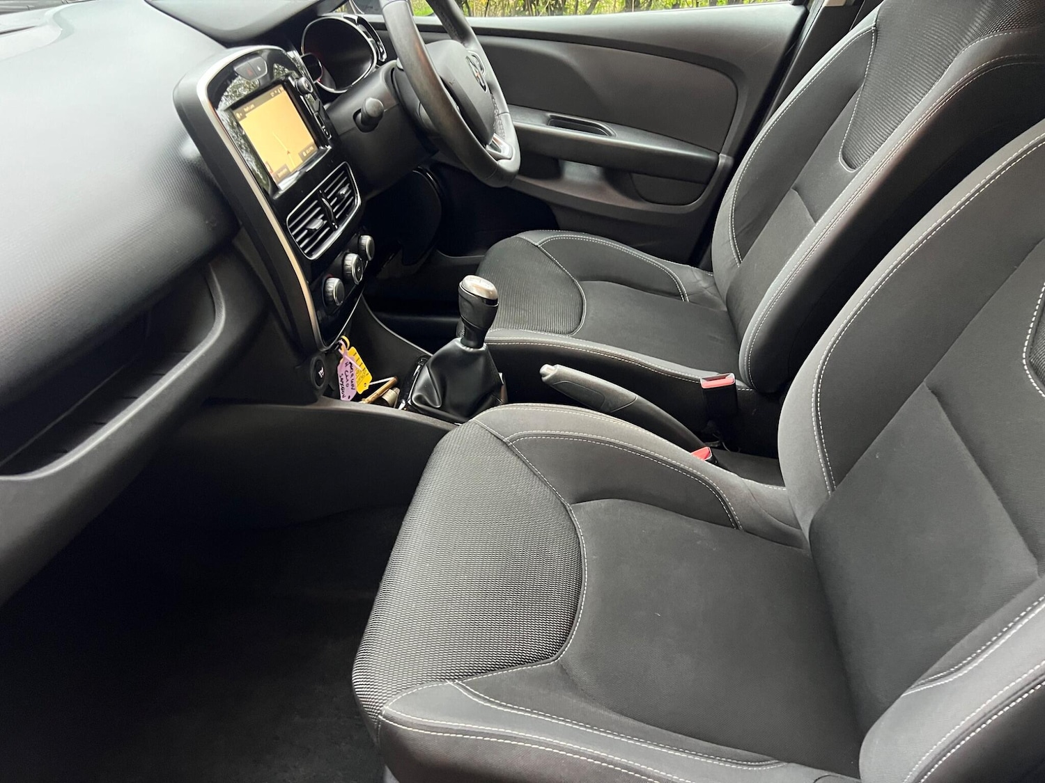 Used Renault Clio 2019 for sale - 76377198: Photo 12