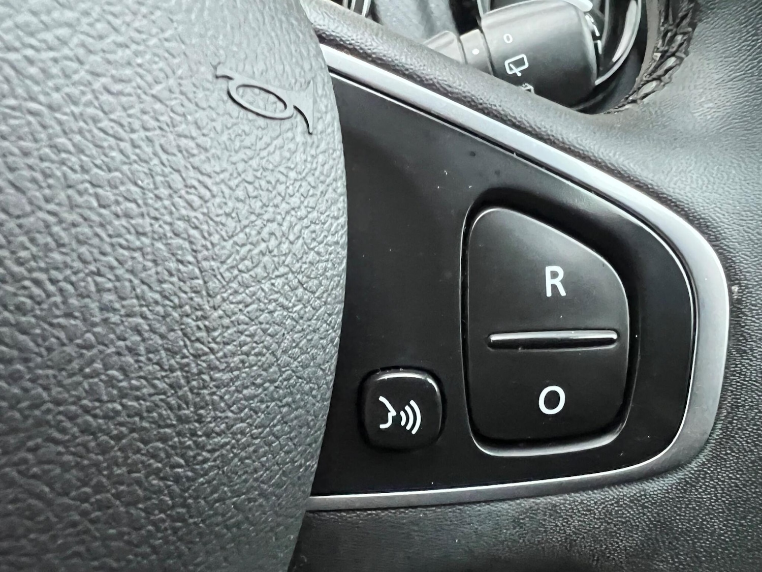 Used Renault Clio 2019 for sale - 76377198: Photo 18