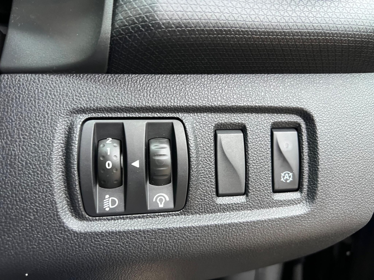 Used Renault Clio 2019 for sale - 76377198: Photo 23