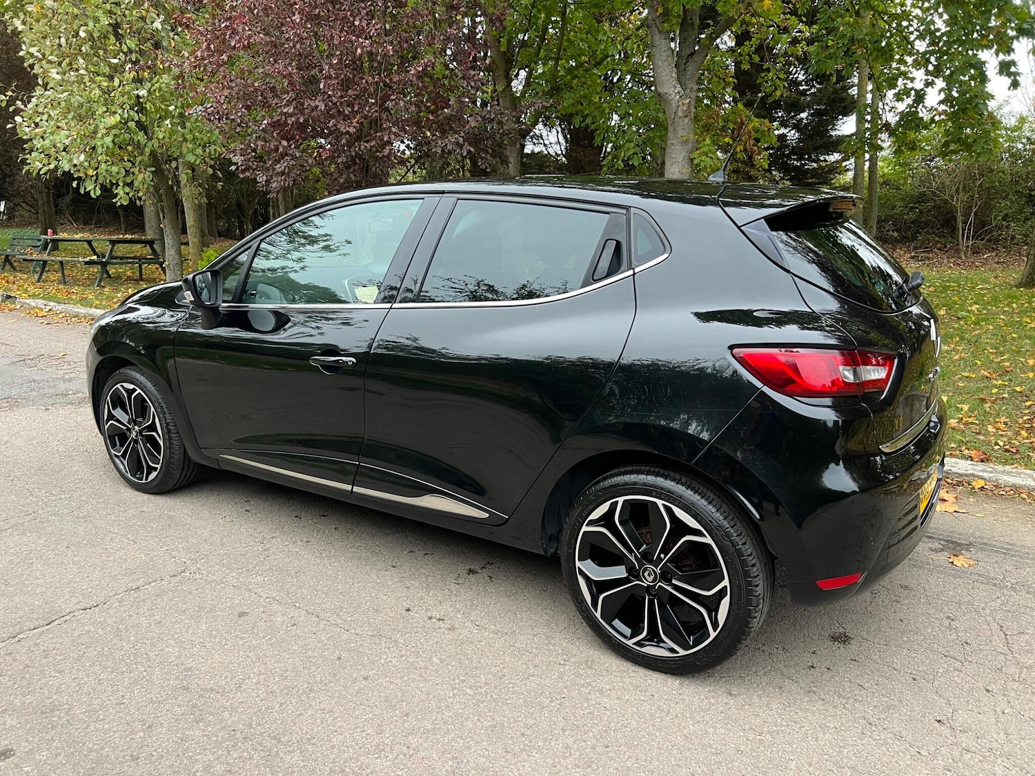 Used Renault Clio 2019 for sale - 76377198: Photo 8