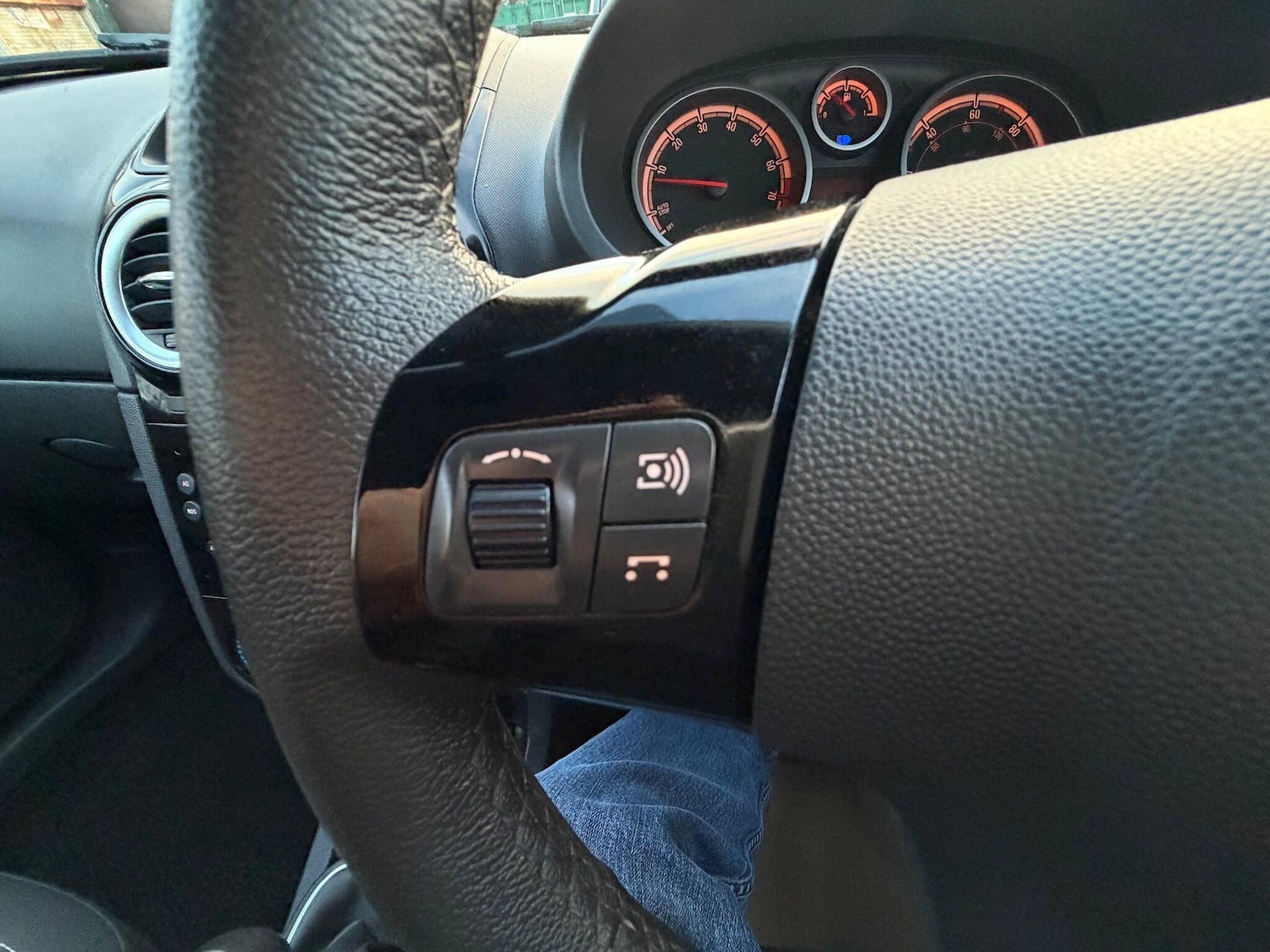 Used Vauxhall Corsa 2014 for sale - 77203645: Photo 15