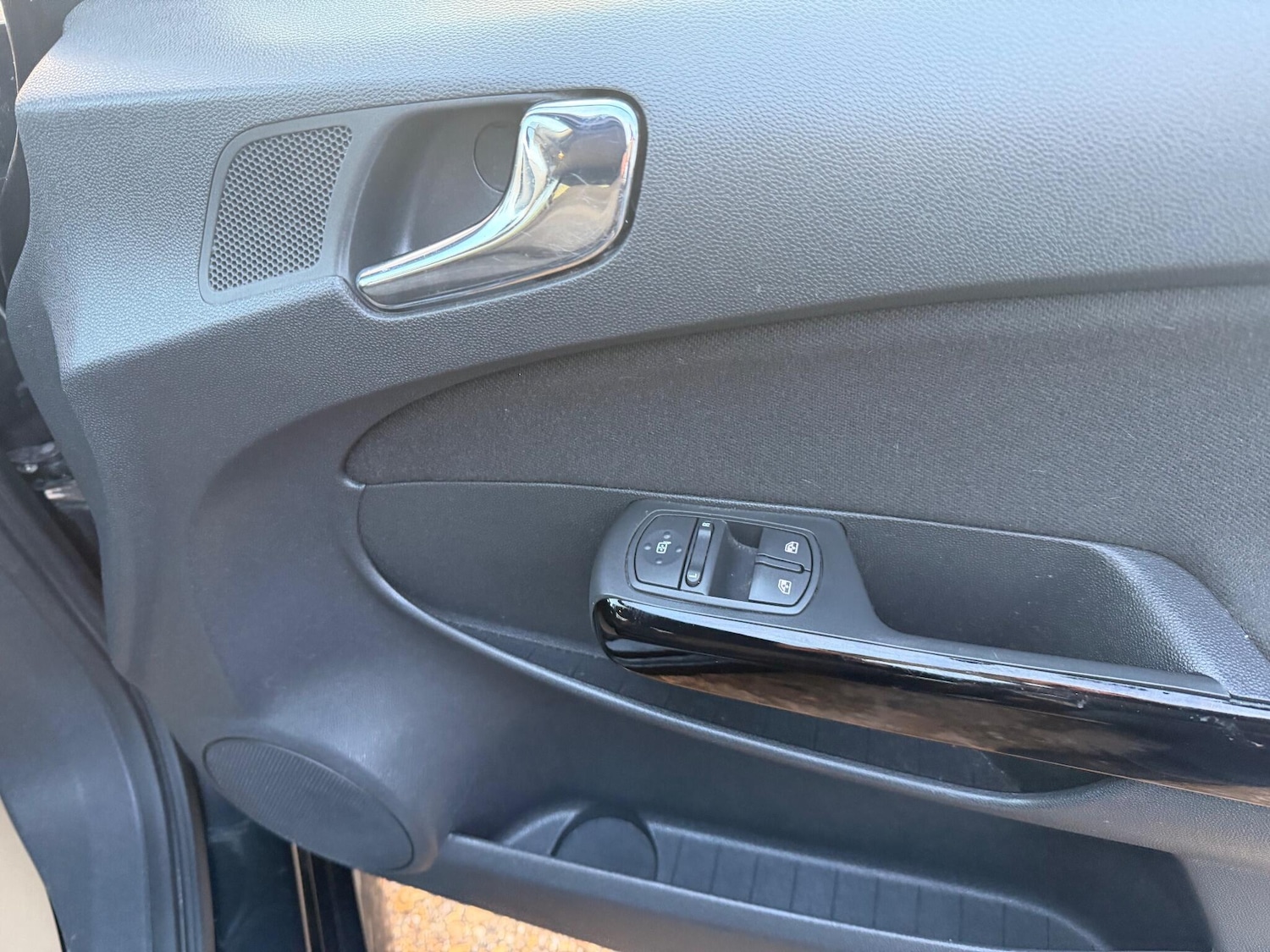 Used Vauxhall Corsa 2014 for sale - 77203645: Photo 20