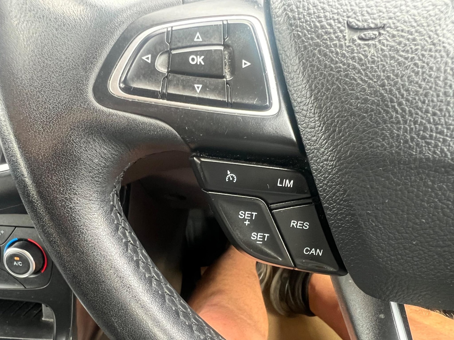 Used Ford Focus 2016 for sale - 77057404: Photo 17