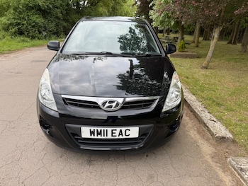 Used Hyundai i20 2011 for sale - 78573139: Photo