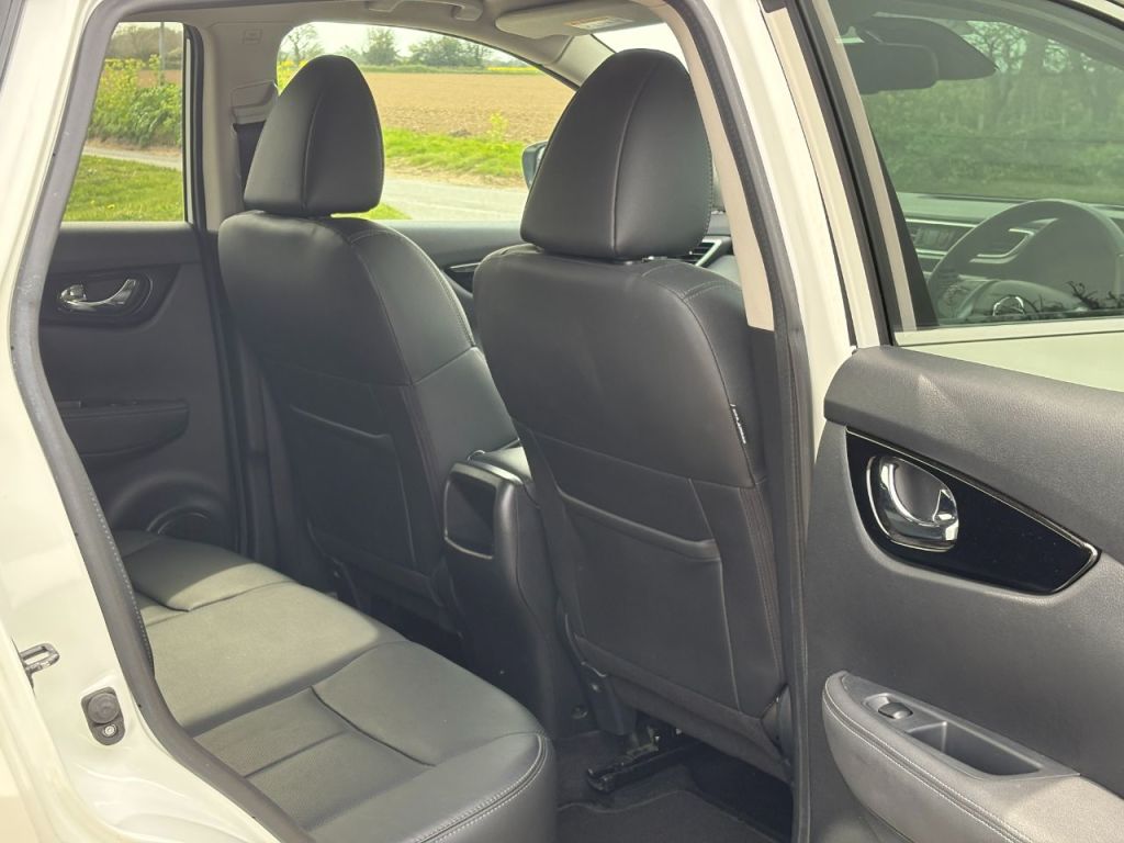 Used Nissan Qashqai 2017 for sale - 78199792: Photo 16