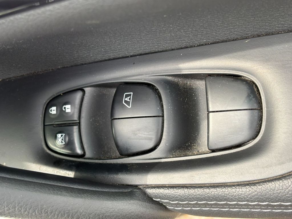 Used Nissan Qashqai 2017 for sale - 78199792: Photo 19