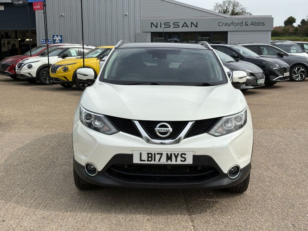 Used Nissan Qashqai 2017 for sale - 78199792: Photo 2