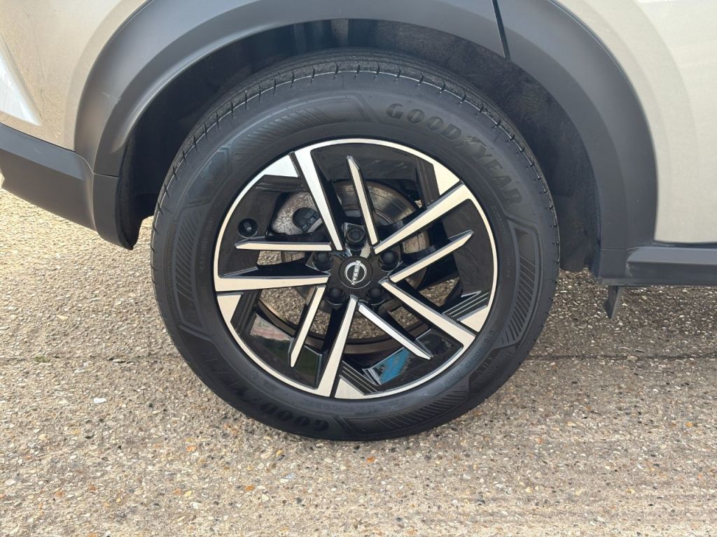 Used Nissan Juke 2024 for sale - 77715509: Photo 17