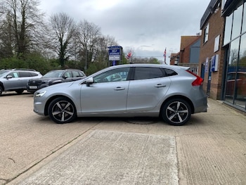 Used Volvo V40 2018 for sale - 78181953: Photo