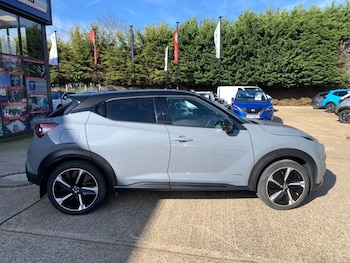 Used Nissan Juke 2023 for sale - 77890747: Photo