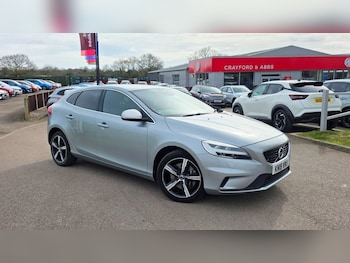 Used Volvo V40 2018 for sale - 78015865: Photo