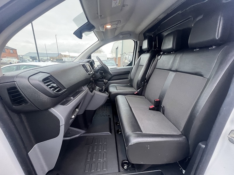 Used Vauxhall Vivaro 2022 for sale - 77154052: Photo 15