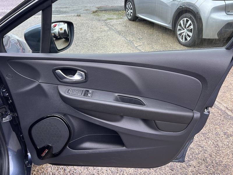 Used Renault Clio 2025 for sale - 77584153: Photo 15