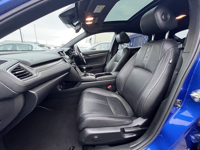 Used Honda Civic 2019 for sale - 76934901: Photo 18