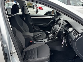 Used Skoda Octavia 2020 for sale - 76578173: Photo