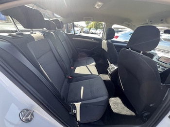 Used Volkswagen Passat 2017 for sale - 79289413: Photo