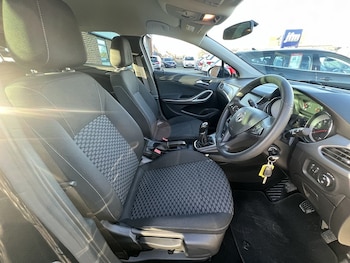 Used Vauxhall Astra 2025 for sale - 76950809: Photo