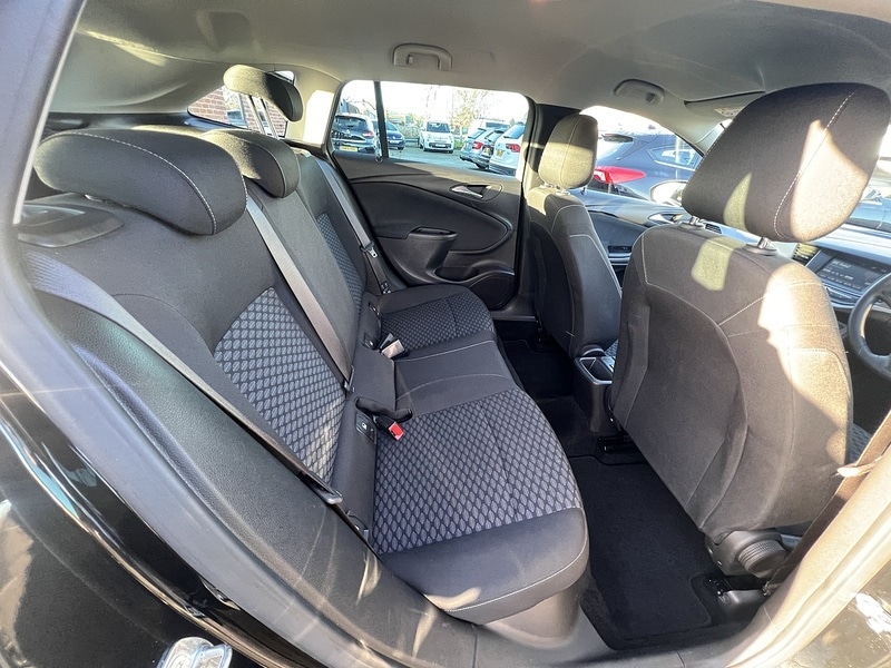 Used Vauxhall Astra 2025 for sale - 76950809: Photo 4