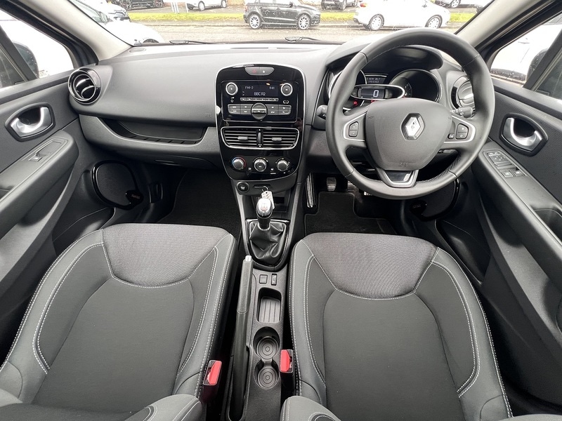 Used Renault Clio for sale - 77864455: Photo 2