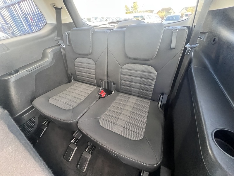 Used Ford Galaxy 2025 for sale - 76102090: Photo 19