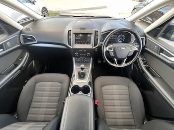 Used Ford Galaxy 2025 for sale - 76102090: Photo 2