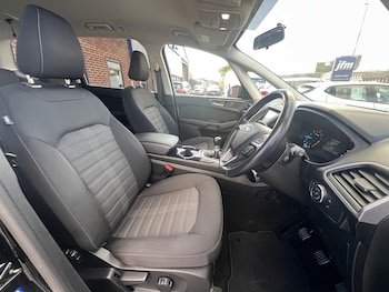 Used Ford Galaxy 2025 for sale - 76102090: Photo 3