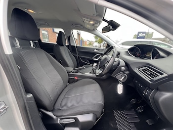 Used Peugeot 308 SW 2016 for sale - 79385587: Photo