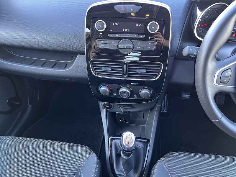 Used Renault Clio for sale - 76029738: Photo 13
