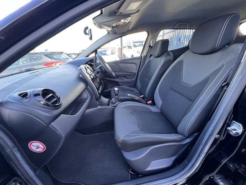 Used Renault Clio for sale - 76029738: Photo 14